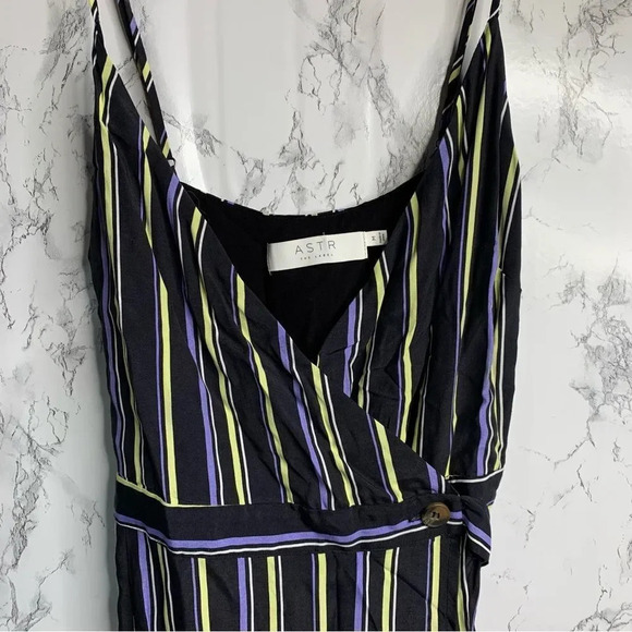 ASTR Frances Striped Jumpsuit - Picture 4 of 10